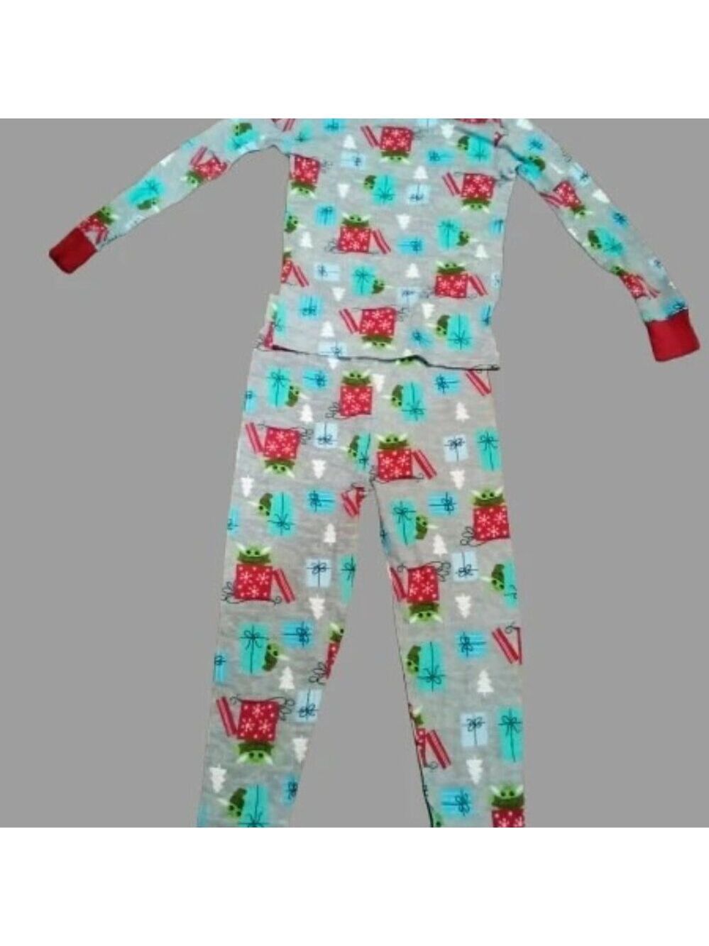 Old Navy Pajama Set w/Star Wars Grogu Christmas Print 2 Pc Unisex Sz 6 Small